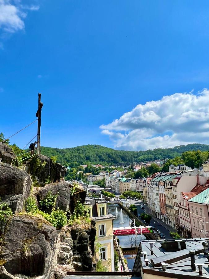 Zlaty Sloup Ξενοδοχείο Κάρλοβι Βάρι Εξωτερικό φωτογραφία