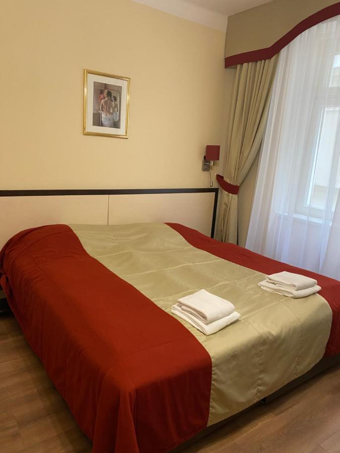 Zlaty Sloup Ξενοδοχείο Κάρλοβι Βάρι Εξωτερικό φωτογραφία