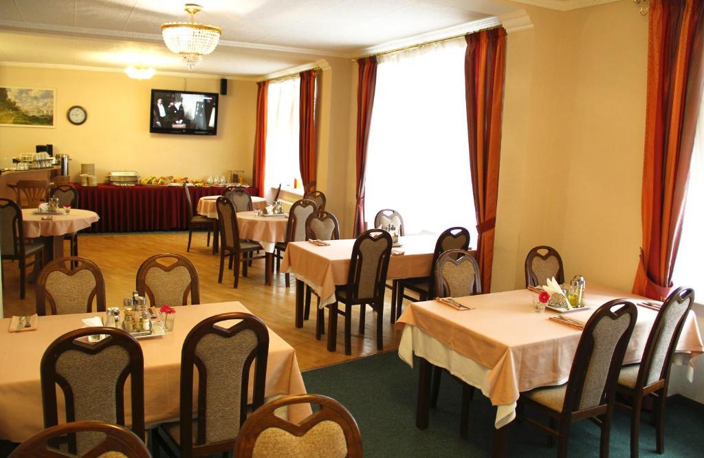 Zlaty Sloup Ξενοδοχείο Κάρλοβι Βάρι Εξωτερικό φωτογραφία